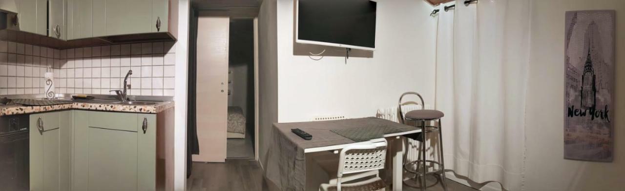 Sweet Apartment Suite Castelmerlo Bolonia Exterior foto